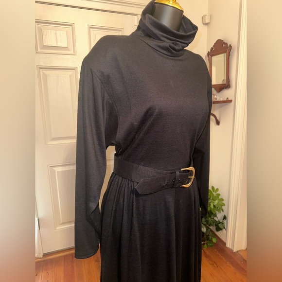 🔥Vintage Howard Wolf midi dress with shoulder pads size 14 - Picture 2 of 4